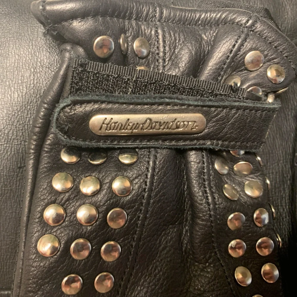 Harley Davidson Women’s Leather Gloves 🌴